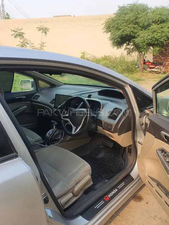 Honda Civic 2010 for Sale in Lahore Image-1
