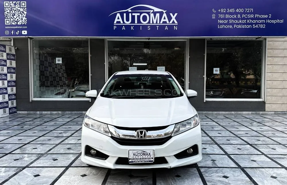 Honda Grace Hybrid 2014 for Sale in Lahore Image-1