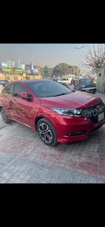 Honda Vezel 2017 for Sale in Rawalpindi Image-1