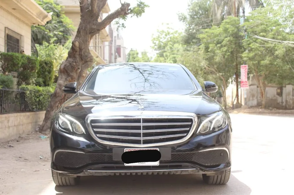 Mercedes Benz E Class 2020 for Sale in Karachi Image-1