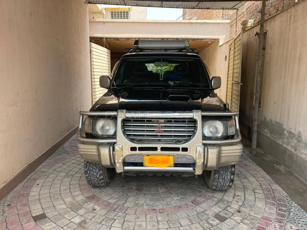 مٹسوبیشی پجیرو 1997 for Sale in ملتان Image-1