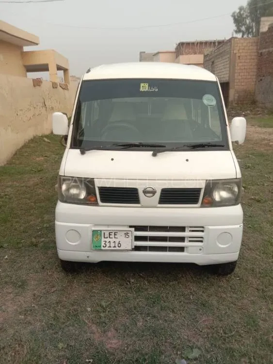 نسان کلپر 2009 for Sale in اسلام آباد Image-1