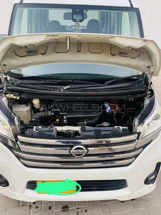 Nissan Dayz Roox 2015 for Sale in Karachi Image-1