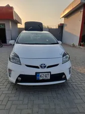 Toyota Prius S Touring Selection 1.8 2013 for Sale