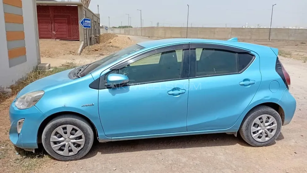 ٹویوٹا اکوا 2015 for Sale in کراچی Image-1