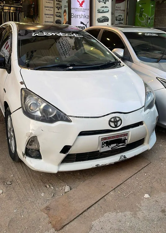 Toyota Aqua 2013 for Sale in Karachi Image-1