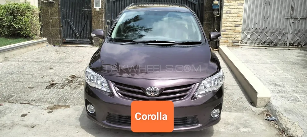 Toyota Corolla 2013 for Sale in Karachi Image-1