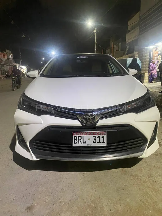 Toyota Corolla 2019 for Sale in Karachi Image-1