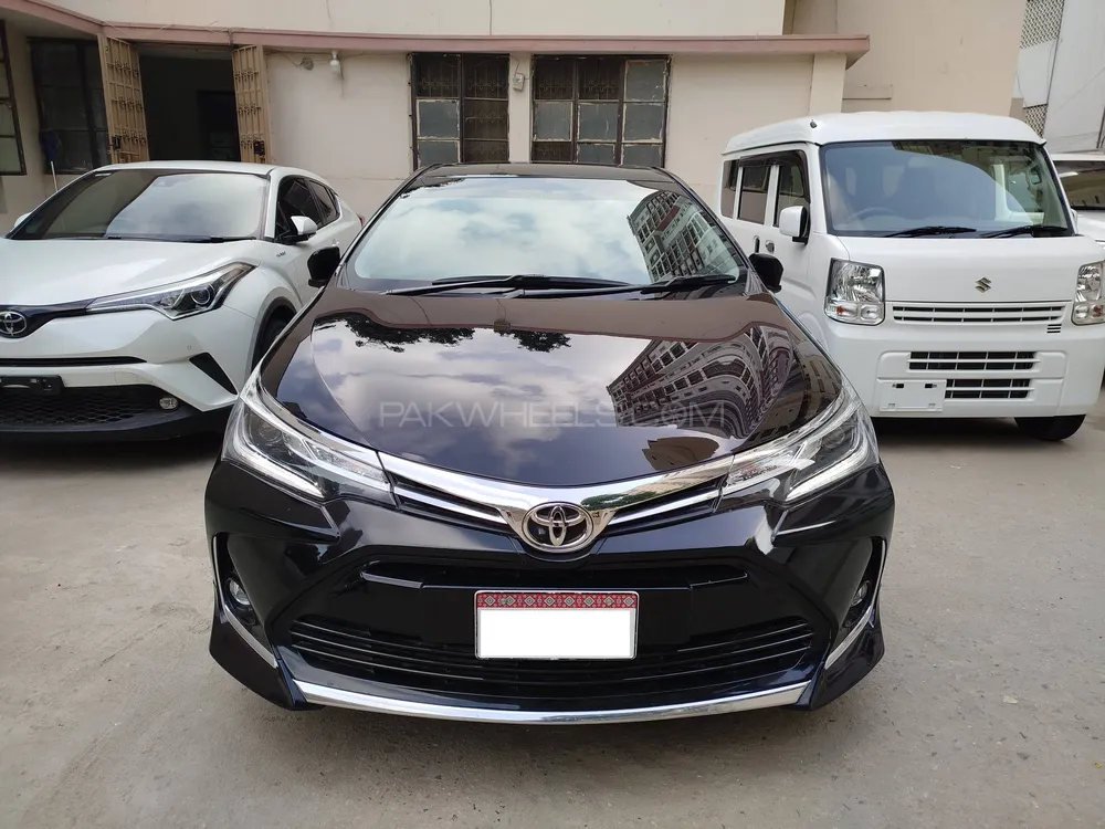 Toyota Corolla 2023 for Sale in Karachi Image-1
