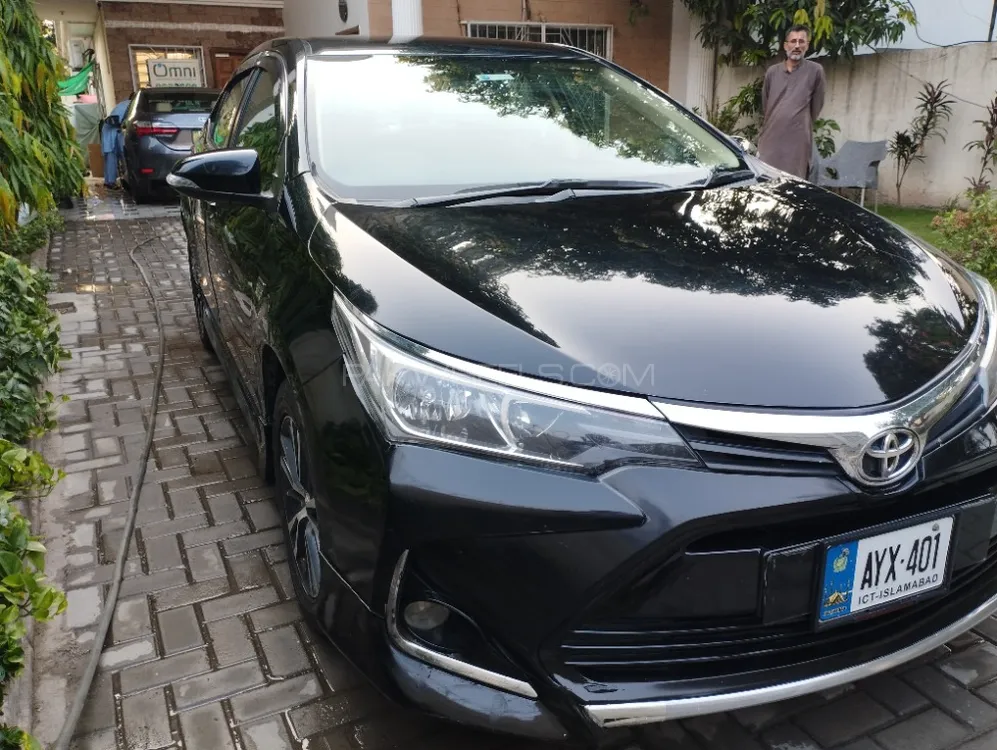 Toyota Corolla 2021 for Sale in Lahore Image-1