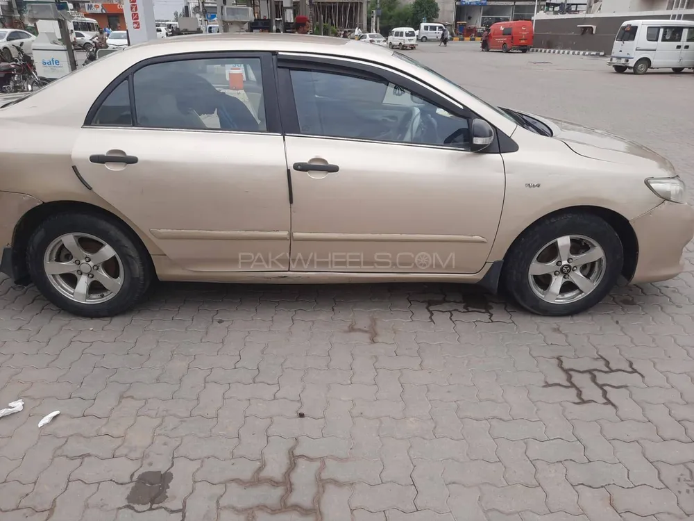 Toyota Corolla 2010 for Sale in Mandi bahauddin Image-1