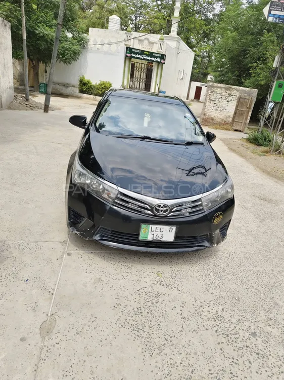 Toyota Corolla 2017 for Sale in Okara Image-1