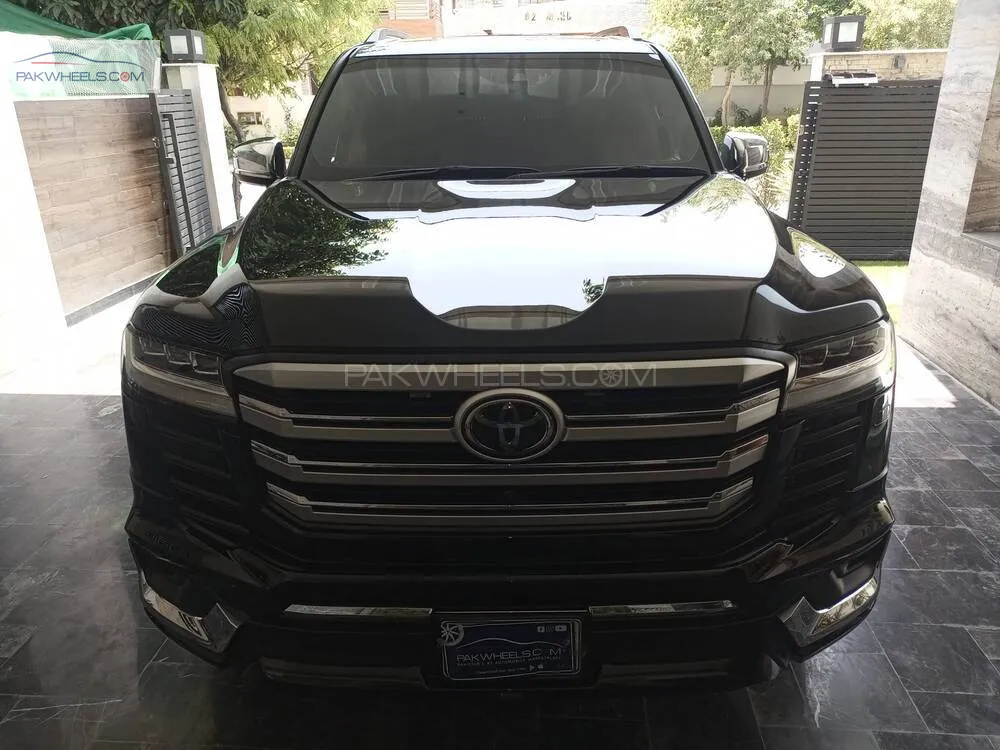 Toyota Land Cruiser 2023 for Sale in Islamabad Image-1
