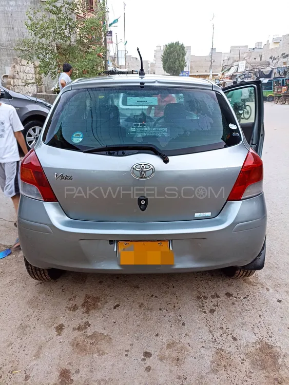 Toyota Vitz 2008 for Sale in Karachi Image-1