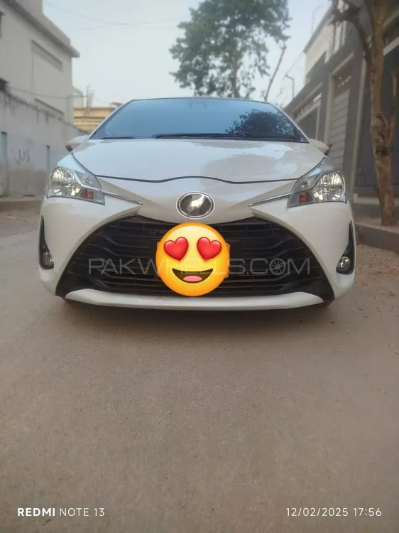 Toyota Vitz 2018 for Sale in Karachi Image-1