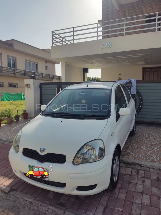 Toyota Vitz 2002 for Sale in Islamabad Image-1