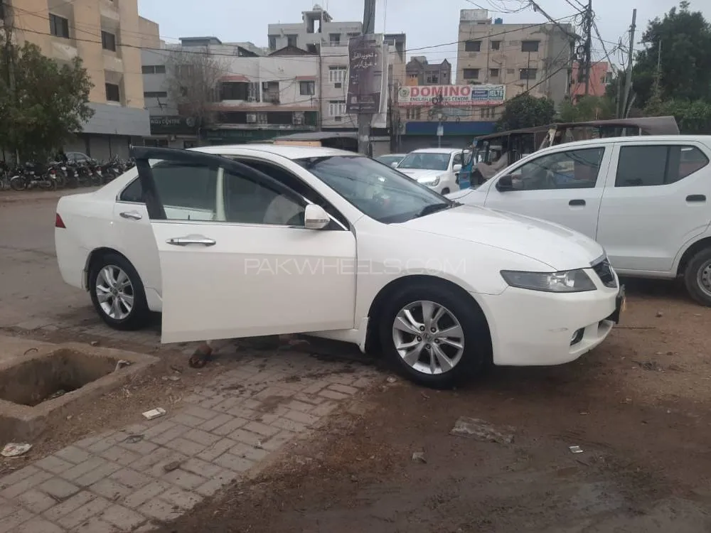 Honda Accord 2005 for Sale in Karachi Image-1