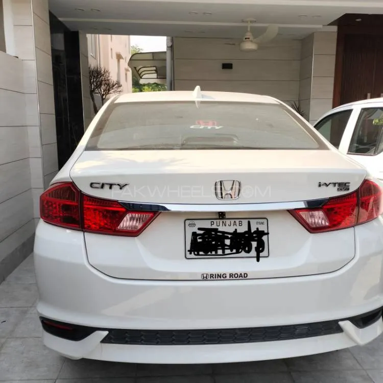 Honda City 2022 for Sale in Lahore Image-1