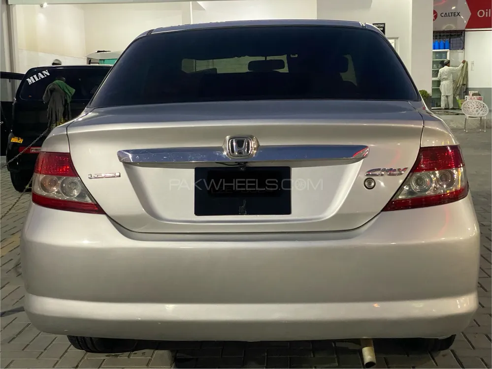 Honda City 2004 for Sale in Attock Image-1