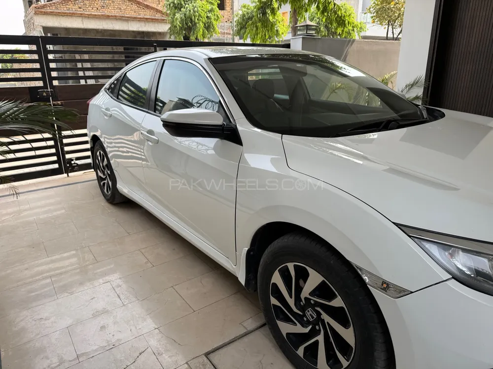 Honda Civic 2018 for Sale in Islamabad Image-1