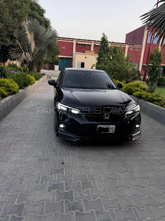 Honda Civic 2025 for Sale in Sahiwal Image-1