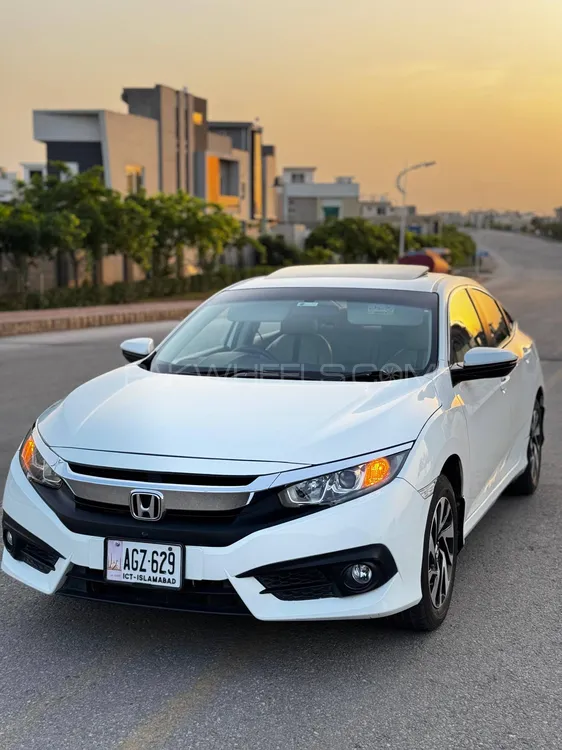 Honda Civic 2018 for Sale in Islamabad Image-1