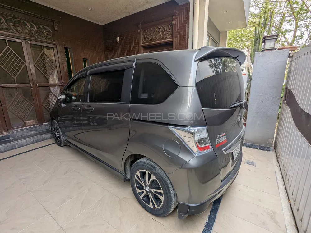 Honda Freed 2012 for Sale in Islamabad Image-1