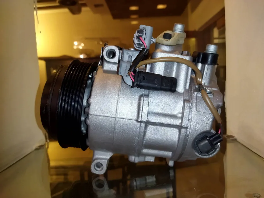 Mercedes Benz C63 A/C compressor Image-1