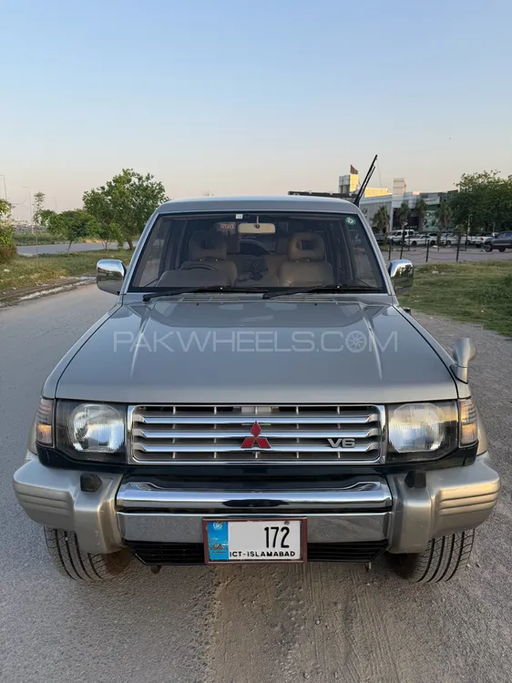 Mitsubishi Pajero 1995 for Sale in Islamabad Image-1