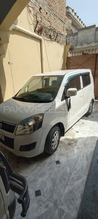 سوزوکی ویگن آر 2018 for Sale in ڈیرہ اسماعیل خان Image-1