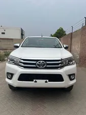 Toyota Hilux Revo V Automatic 2.8 2021 for Sale