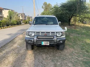 Mitsubishi Pajero GLX 2.8D 2001 for Sale