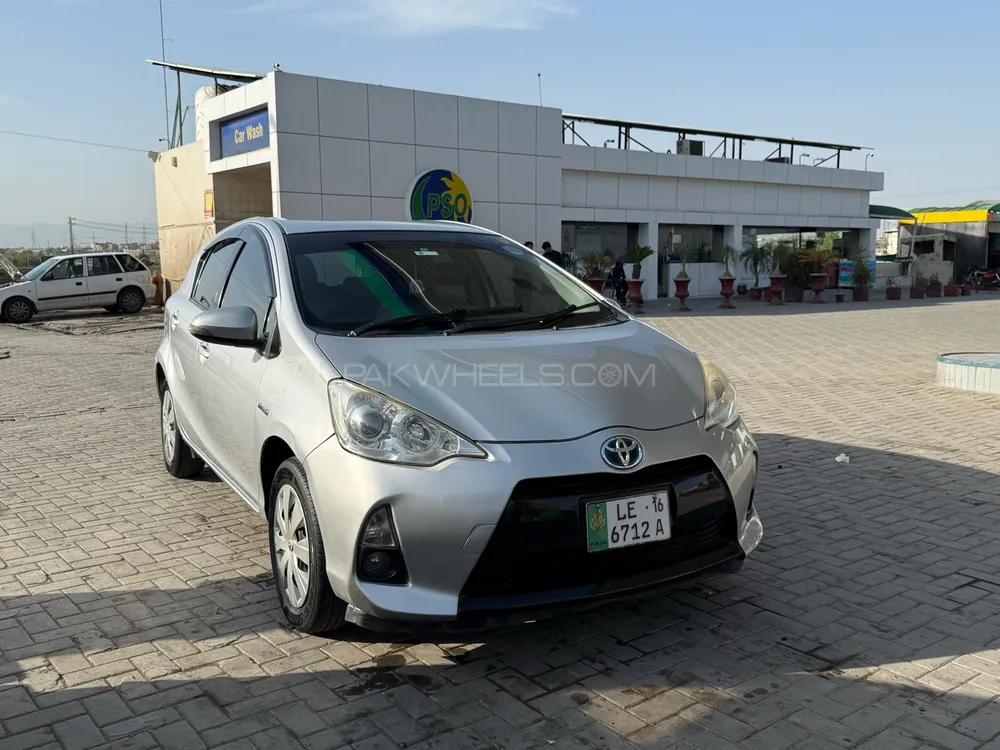 ٹویوٹا اکوا 2013 for Sale in اسلام آباد Image-1