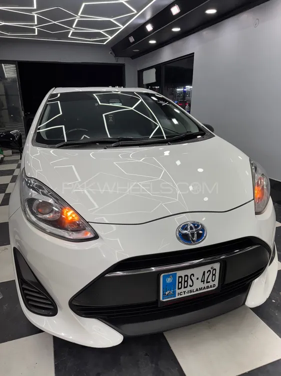 ٹویوٹا اکوا 2018 for Sale in اسلام آباد Image-1