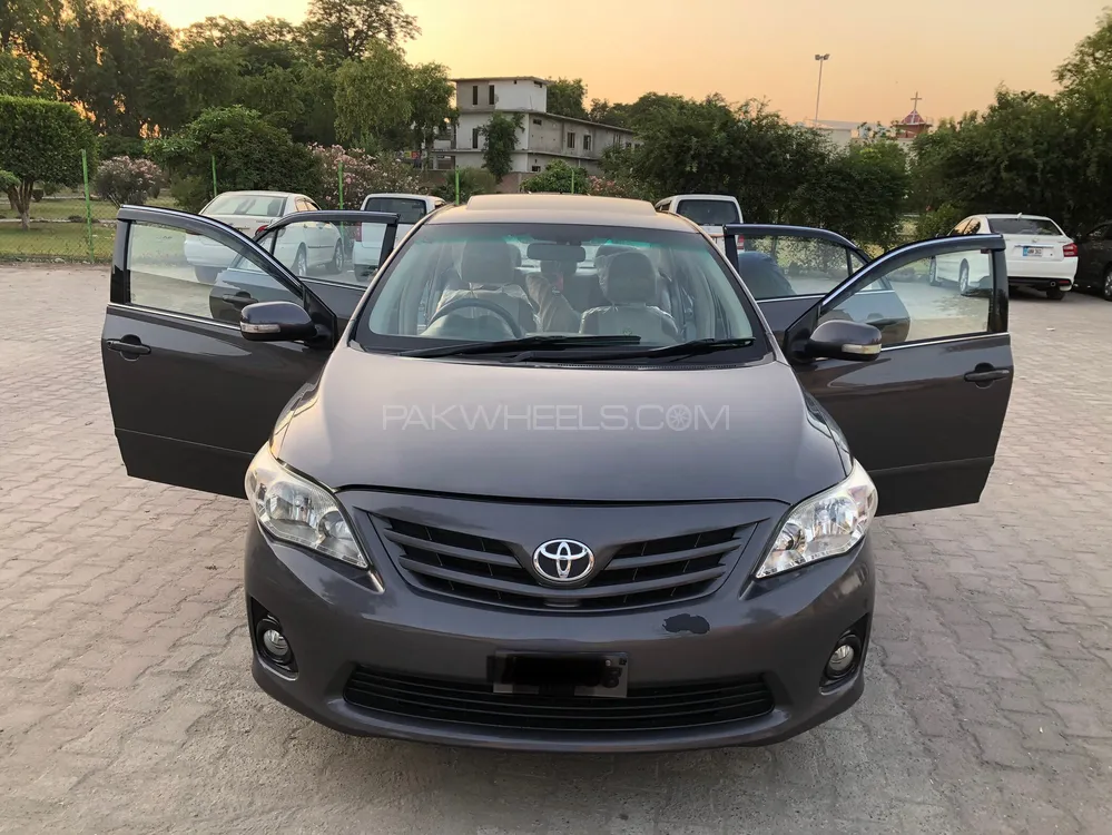 Toyota Corolla 2012 for Sale in Mardan Image-1