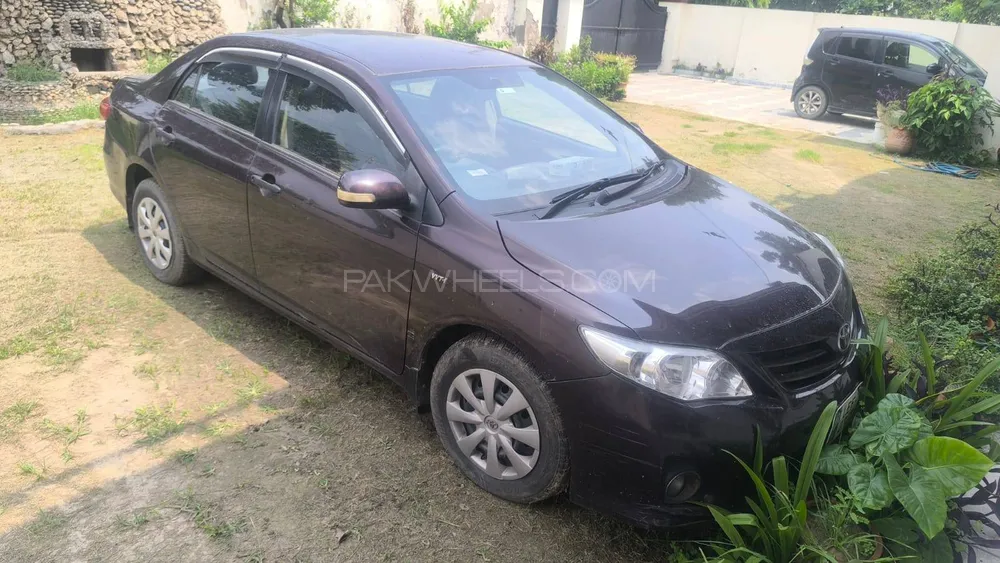 Toyota Corolla 2013 for Sale in Lahore Image-1
