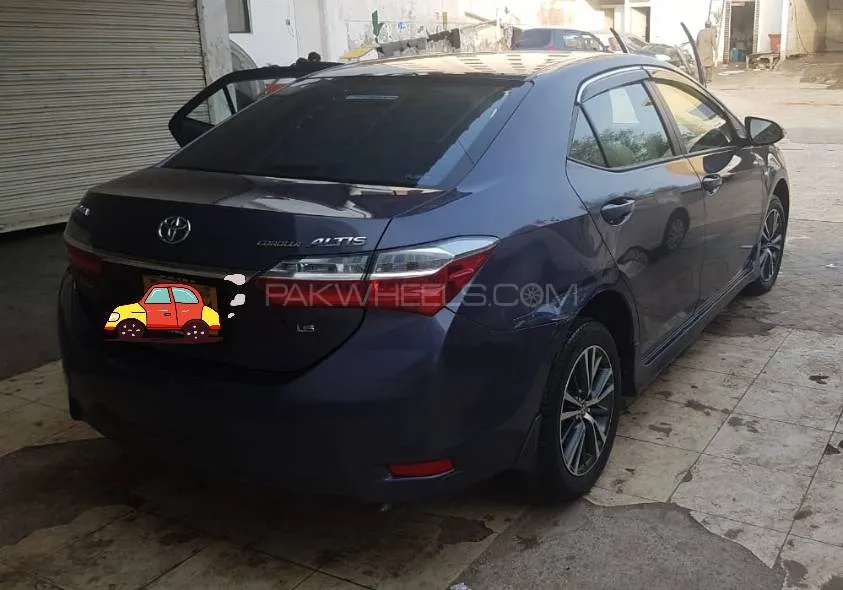 Toyota Corolla 2020 for Sale in Karachi Image-1