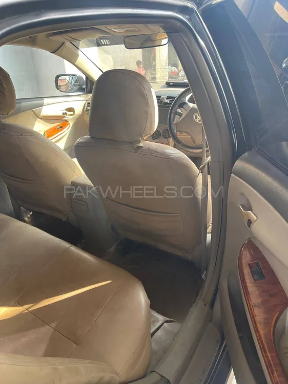 Toyota Corolla 2010 for Sale in Multan Image-1
