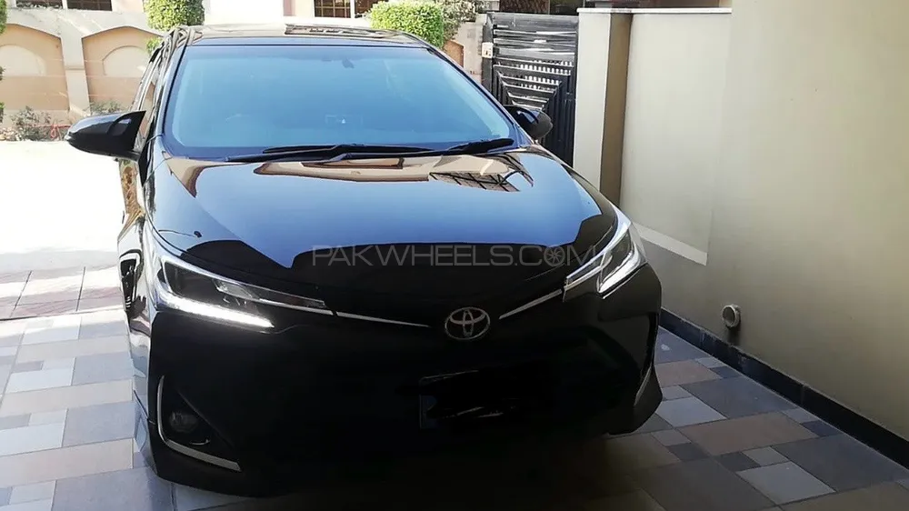 Toyota Corolla 2021 for Sale in Islamabad Image-1