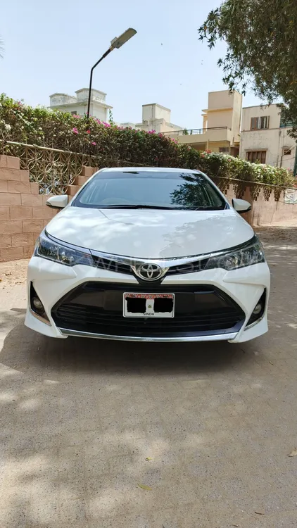 Toyota Corolla 2021 for Sale in Karachi Image-1