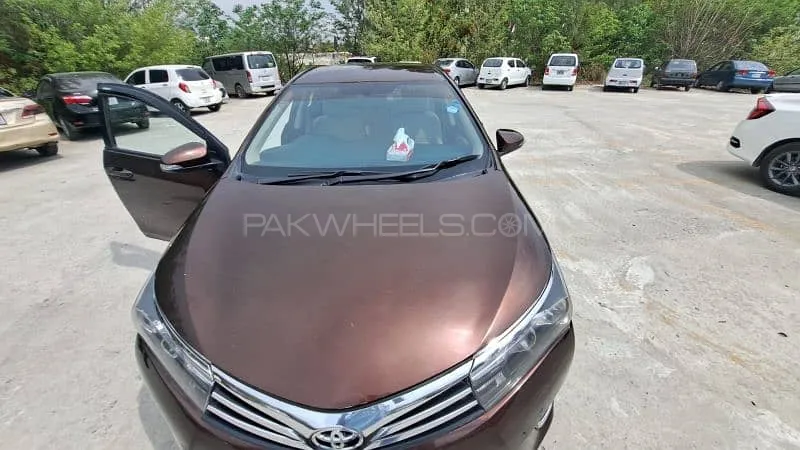 Toyota Corolla 2016 for Sale in Islamabad Image-1