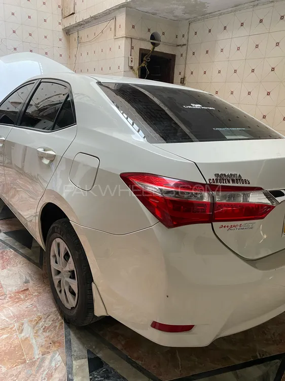 Toyota Corolla 2017 for Sale in Jacobabad Image-1