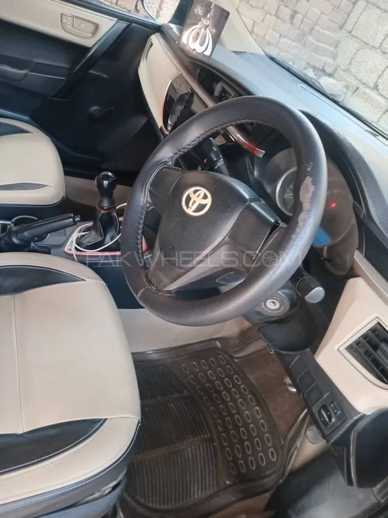 Toyota Corolla 2015 for Sale in Sargodha Image-1