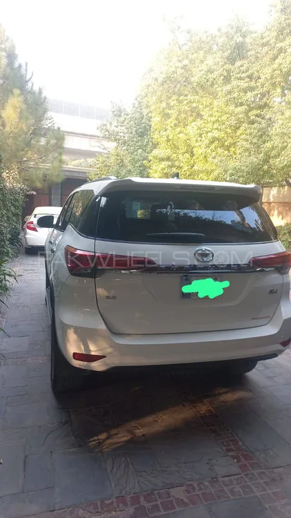 Toyota Fortuner 2020 for Sale in Peshawar Image-1