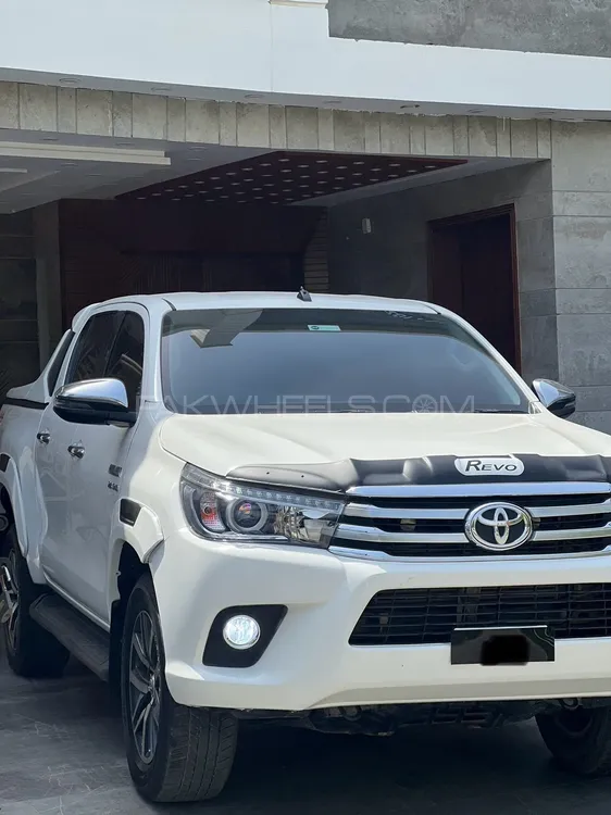 Toyota Hilux 2020 for Sale in Lahore Image-1