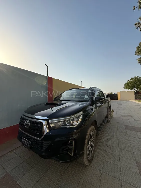 Toyota Hilux 2017 for Sale in Karachi Image-1