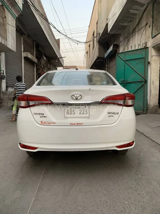 Toyota Yaris Sedan 2021 for Sale in Lahore Image-1