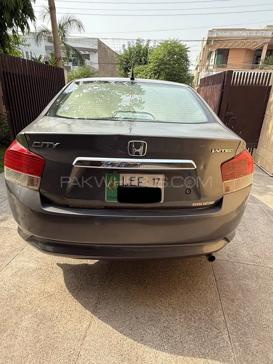 Honda City 2011 for Sale in Lahore Image-1