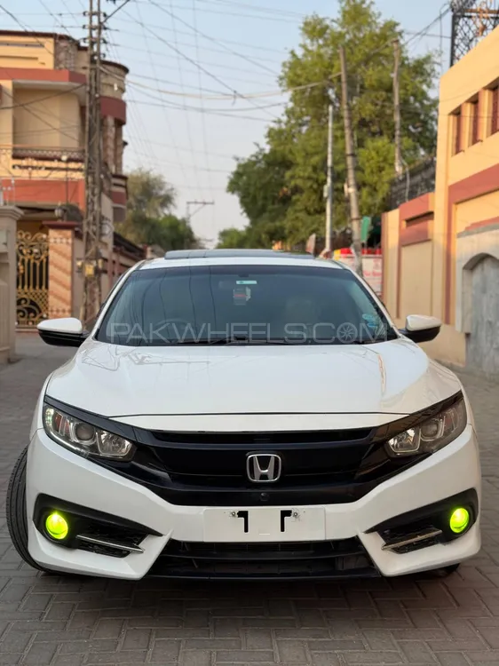 Honda Civic 2018 for Sale in Jhang Image-1