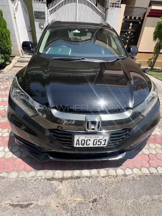 Honda Vezel 2017 for Sale in Gujranwala Image-1